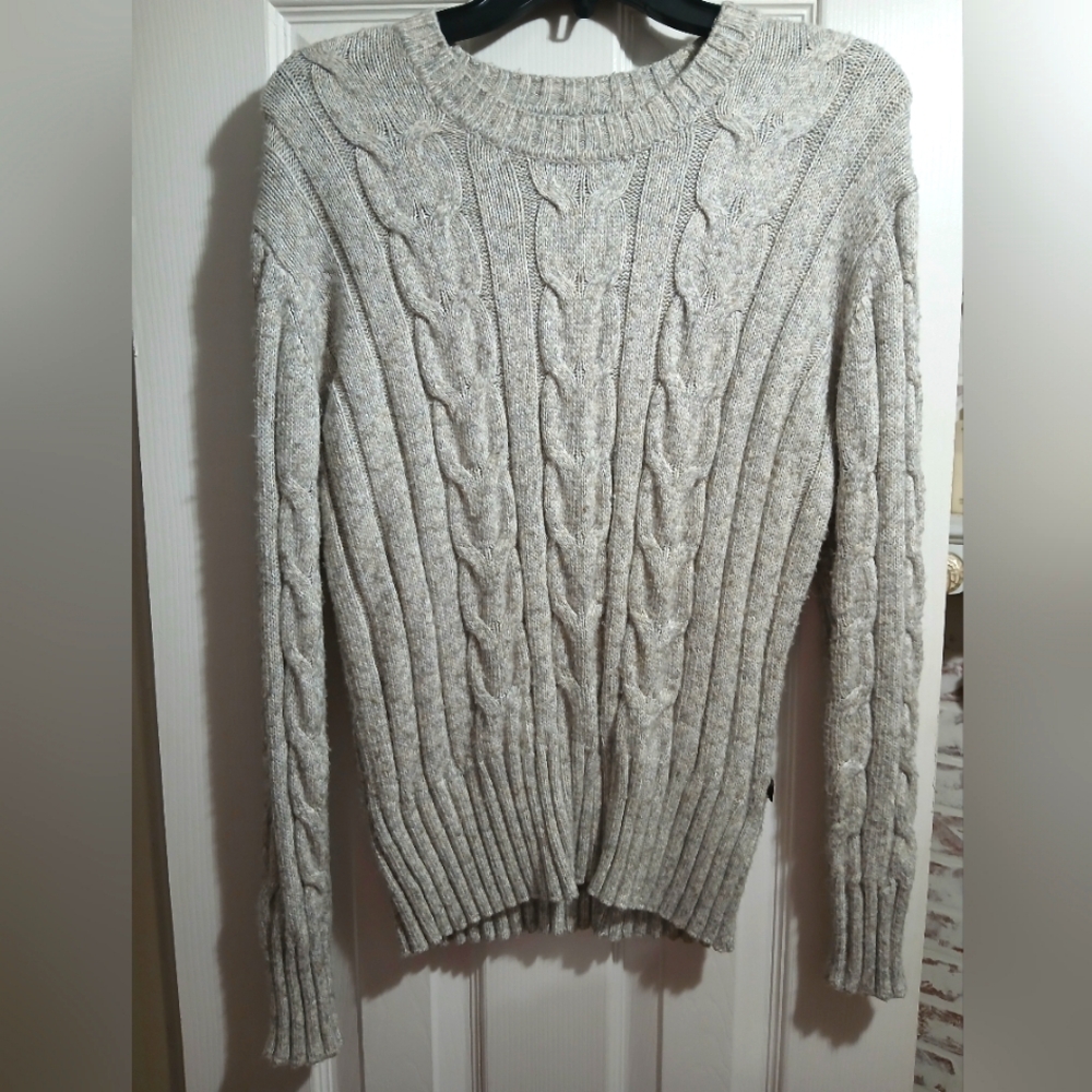 Banana Republic Gray Crewneck Cable Knit Sweater